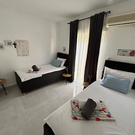 Litsa Villa Nea Iraklitsa Ngoại thất bức ảnh