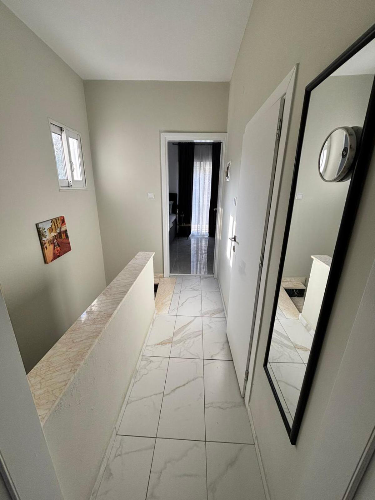 Litsa Villa Nea Iraklitsa Ngoại thất bức ảnh